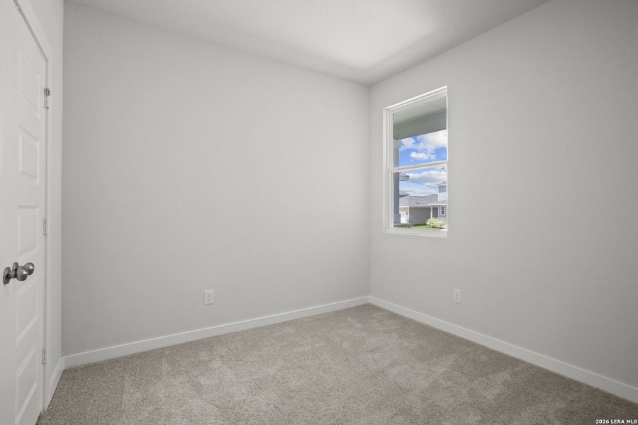 Spacious, unfurnished interior of a new home in Agave, San Antonio (Image 18).