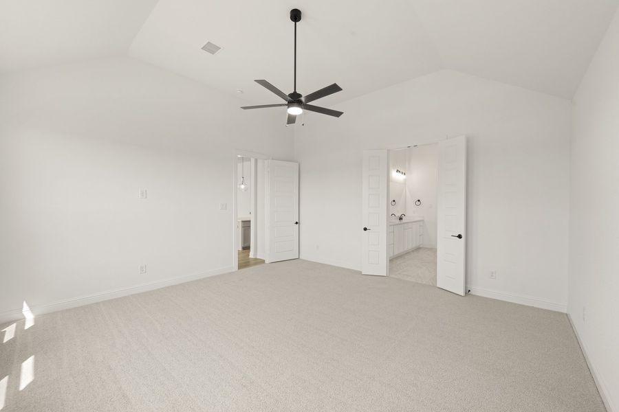Spacious, unfurnished interior of a new home in Panchasarp Farms, Burleson (Image 18).