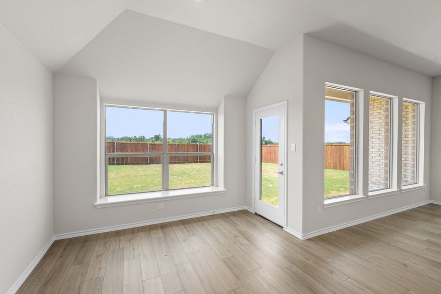 Spacious, unfurnished interior of a new home in Meadow Park at The Meadows, Ponder (Image 17). Spacious, unfurnished interior of a new home in Meadow Park at The Meadows, Ponder (Image 17).