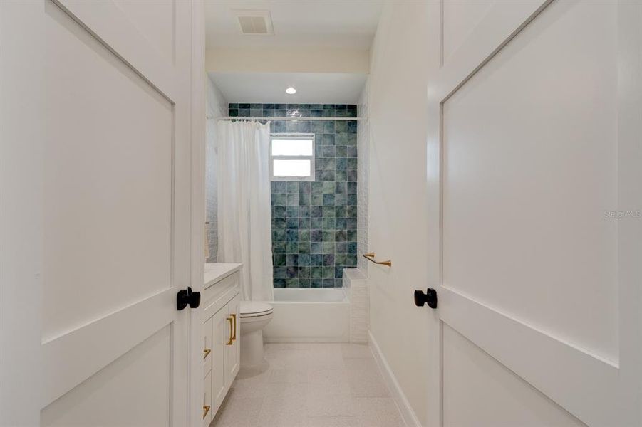 Furnished interior view inside a new home in , New Smyrna Beach (Image 35).