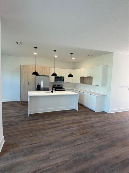 Furnished interior view inside a new home in , Beverly Hills (Image 8).
