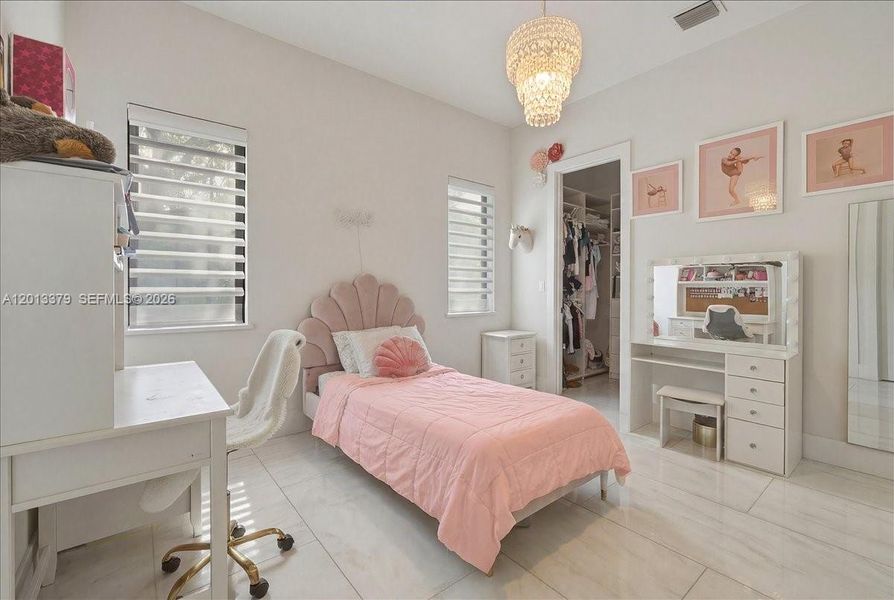 Furnished interior view inside a new home in , Pinecrest (Image 9).