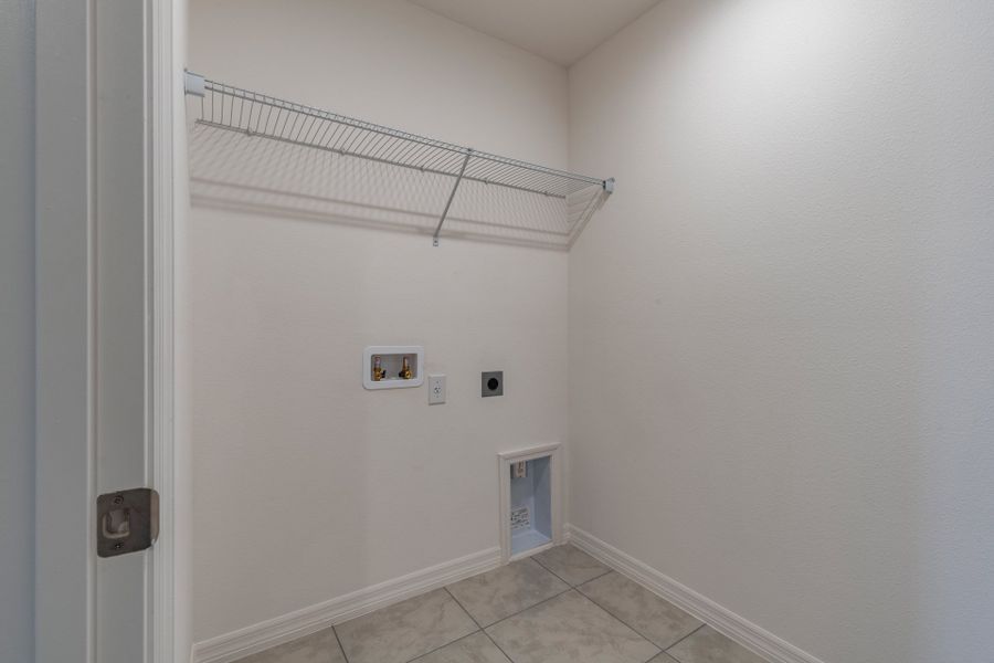 Convenient Laundry Room in Central Florida Home Convenient Laundry Room in Central Florida Home