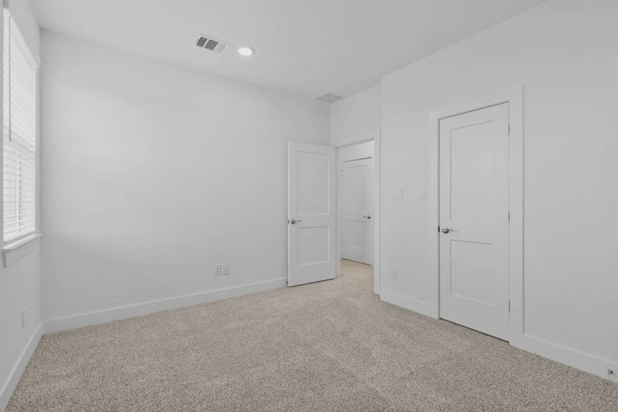 Spacious, unfurnished interior of a new home in Attwater 65's, Waller (Image 19).