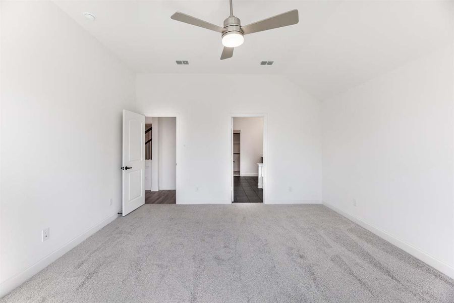 Spacious, unfurnished interior of a new home in Heartland, Heartland (Image 29). Spacious, unfurnished interior of a new home in Heartland, Heartland (Image 29).
