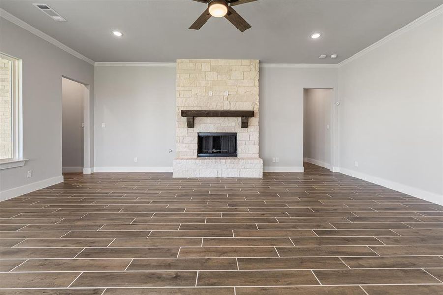 Spacious, unfurnished interior of a new home in Fannin Ranch, Leonard (Image 26).