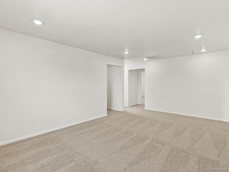 Spacious, unfurnished interior of a new home in Revere at Johnstown, Johnstown (Image 20).