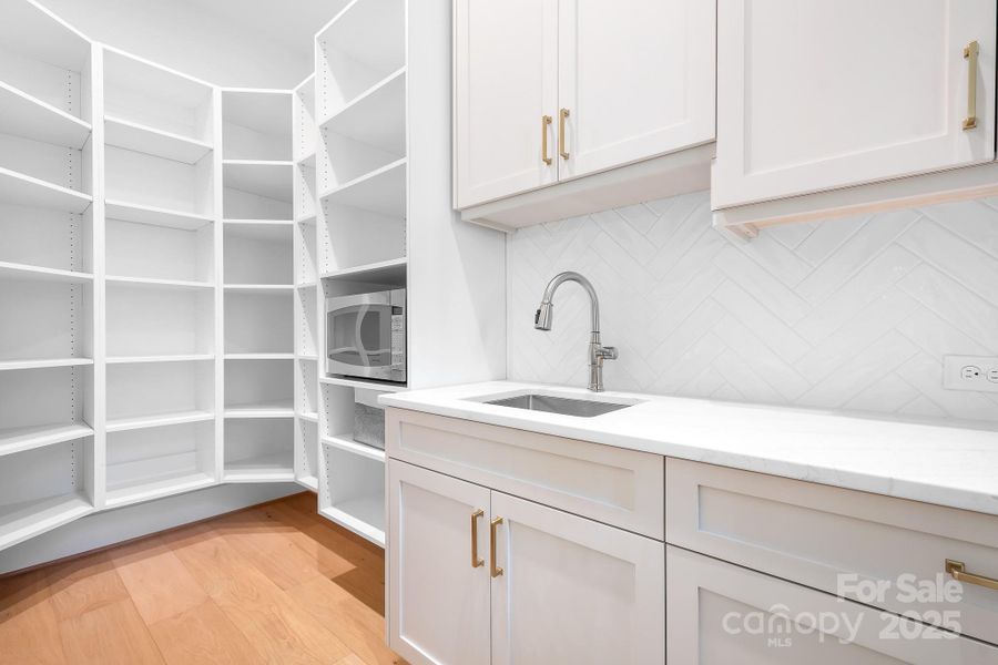 Image 41 of a home in .