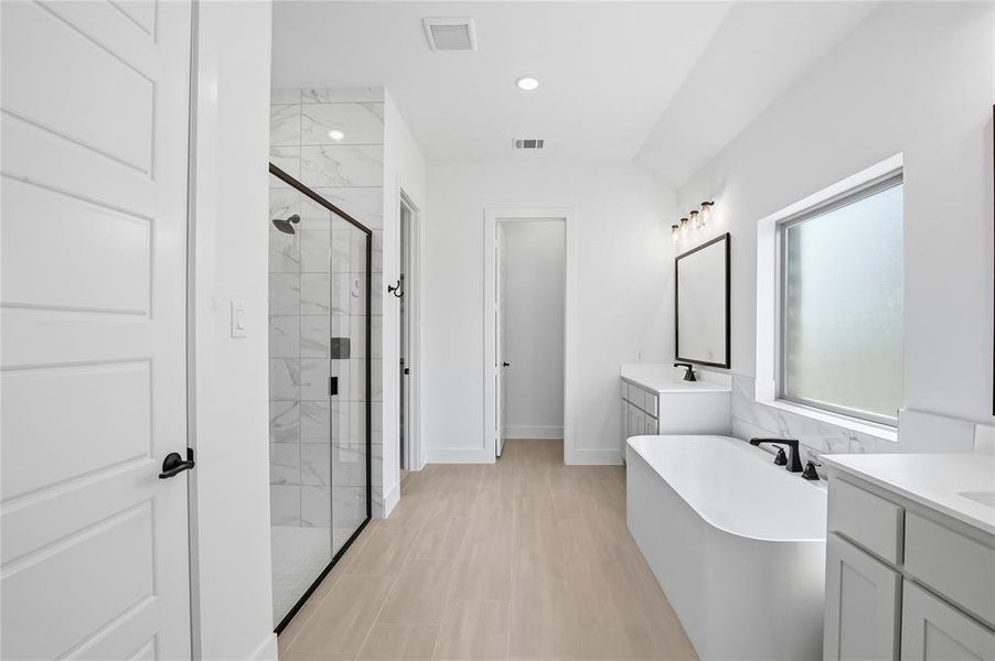 Furnished interior view inside a new home in Talon Hills, Fort Worth (Image 13).