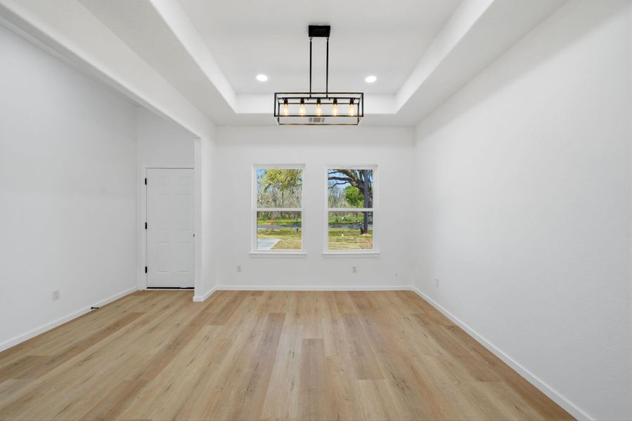 Spacious, unfurnished interior of a new home in , West Columbia (Image 19).