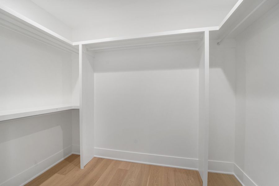 Image 43 of a home in .