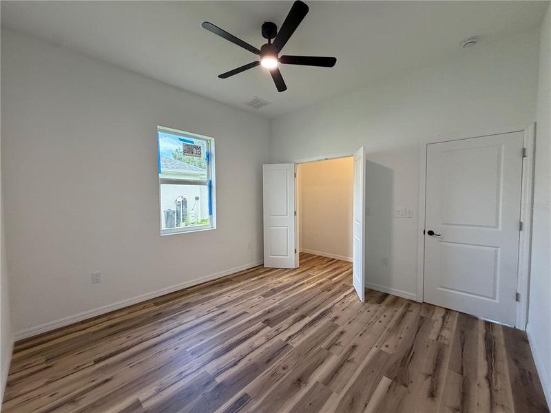 Spacious, unfurnished interior of a new home in , Lehigh Acres (Image 14).