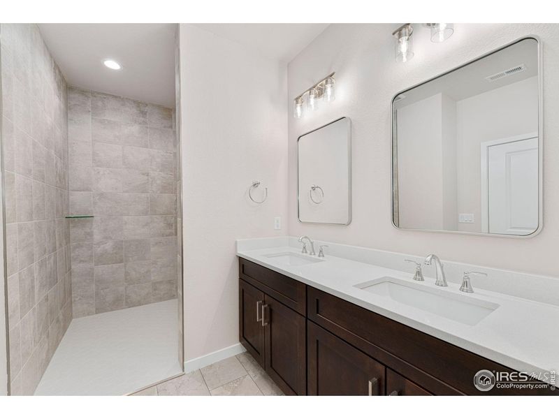 Furnished interior view inside a new home in , Fort Lupton (Image 8).