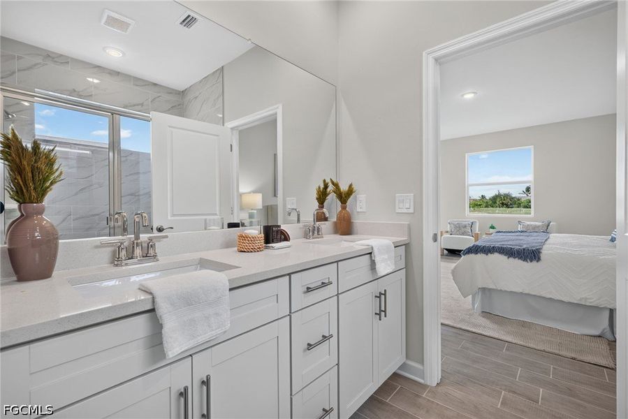 Furnished interior view inside a new home in Cape Coral, Cape Coral (Image 28).