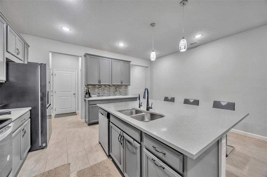 Furnished interior view inside a new home in , Lutz (Image 9).