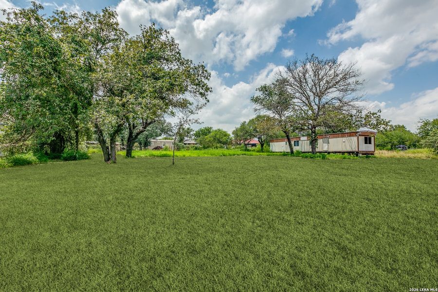 Natural landscape and outdoor views near in Lytle (Image 29). Natural landscape and outdoor views near in Lytle (Image 29).