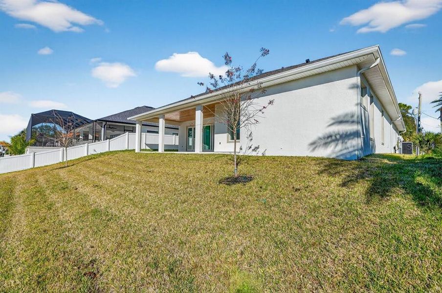 Exterior details and patio area of a home in , Palm Coast (Image 30).