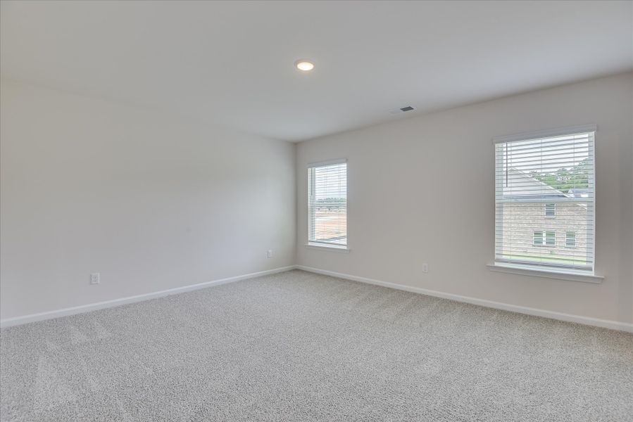 Representative unfurnished interior of a home built from the Reedy by Veranda Homes in Hitchcock Preserve 60', Aiken (Image 22).