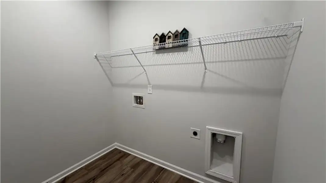 Spacious, unfurnished interior of a new home in Graystone Village, Grayson (Image 38).
