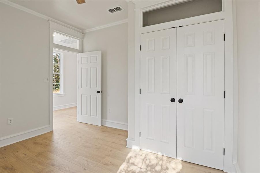 Spacious, unfurnished interior of a new home in , Jefferson (Image 18).