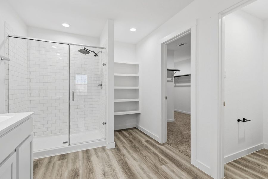 Furnished interior view inside a new home in , Fulshear (Image 14).