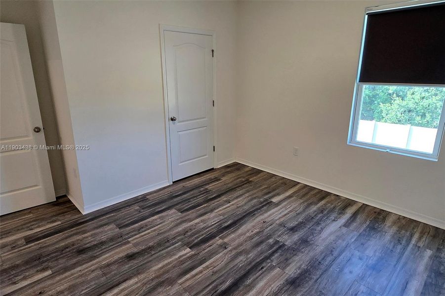 Spacious, unfurnished interior of a new home in , Davenport (Image 45).