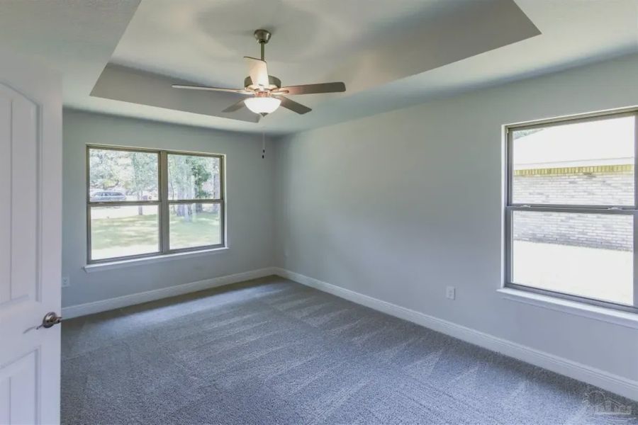 Representative unfurnished interior of a home built from the Plan 1810 by Adams Homes in Ashton View, Crestview (Image 15).