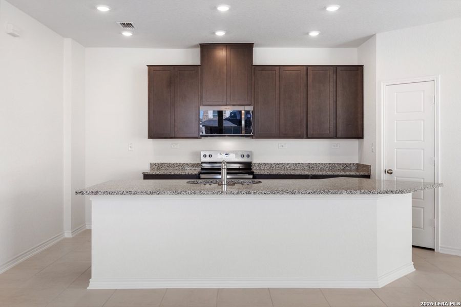 Furnished interior view inside a new home in Knox Ridge, Converse (Image 10). Furnished interior view inside a new home in Knox Ridge, Converse (Image 10).