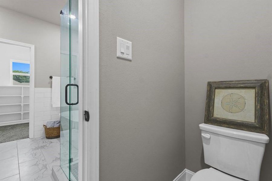 Image 33 of a home in .