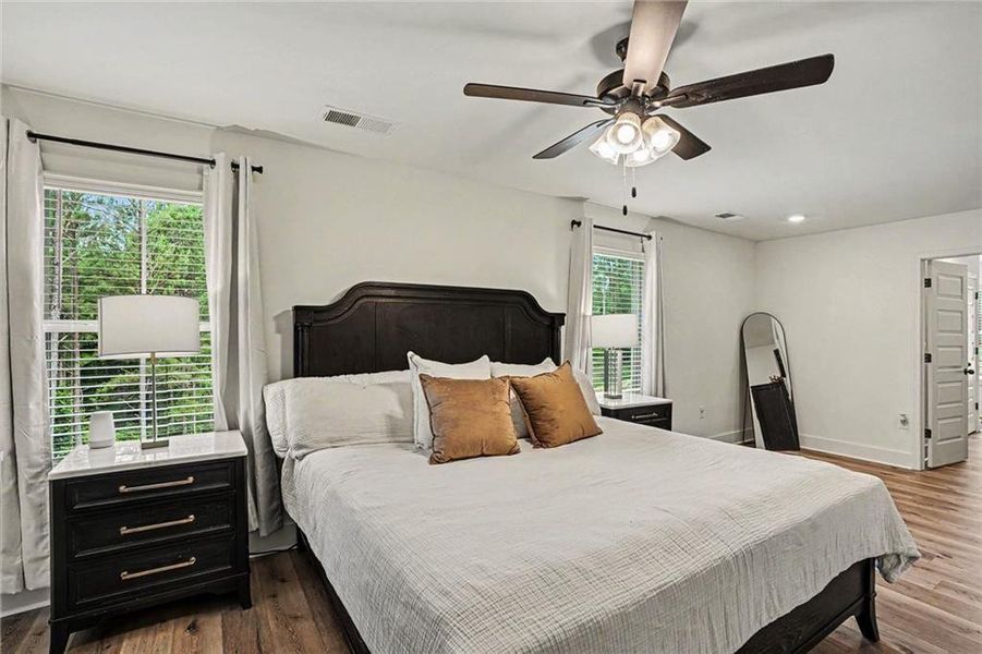 Furnished interior view inside a new home in , Monticello (Image 13).