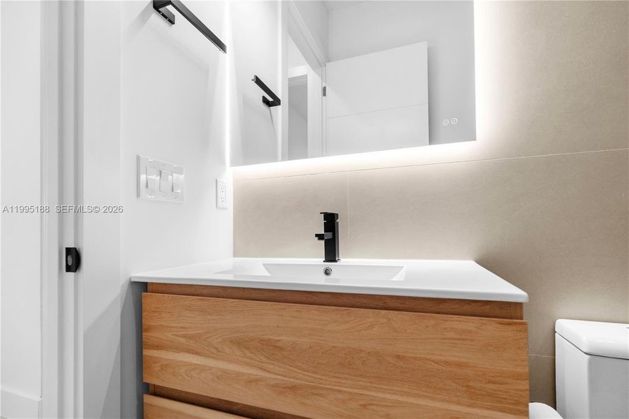 Close-up of interior finishes inside a home in , Cape Coral (Image 19).