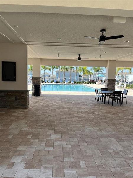 Community amenities in , Davenport (Image 21).