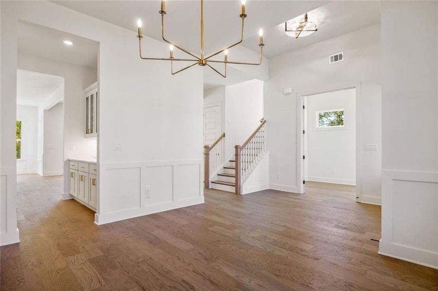 Spacious, unfurnished interior of a new home in Long Hollow Landing, Gainesville (Image 23).