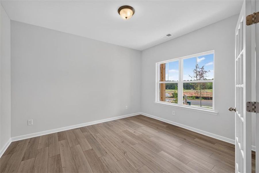 Spacious, unfurnished interior of a new home in Summerfield Place, Carrollton (Image 15).