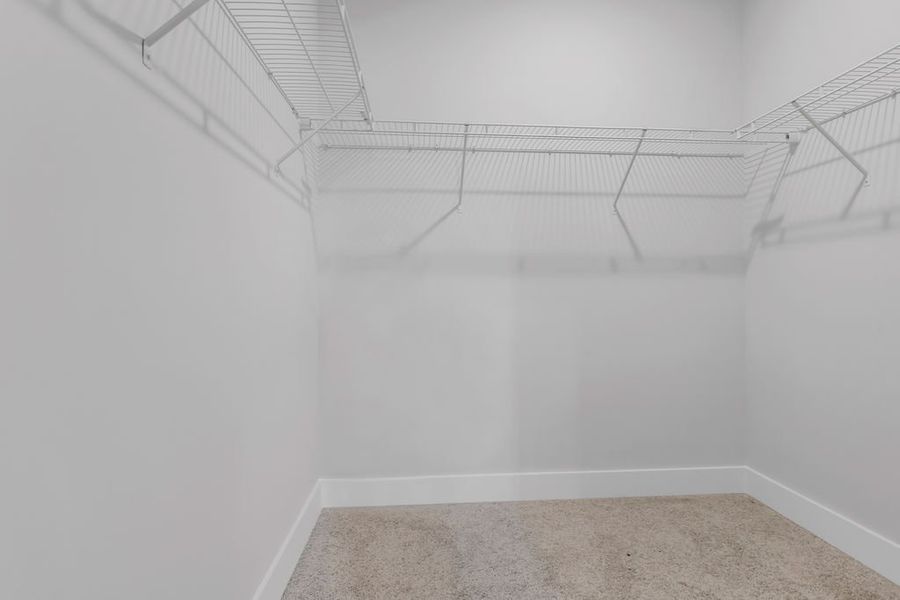 Spacious, unfurnished interior of a new home in Echo Park, Suwanee (Image 31).