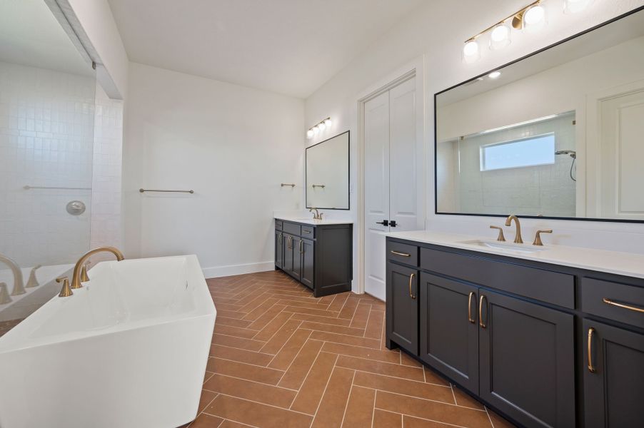 Furnished interior view inside a new home in NorthGlen, Haslet (Image 15).