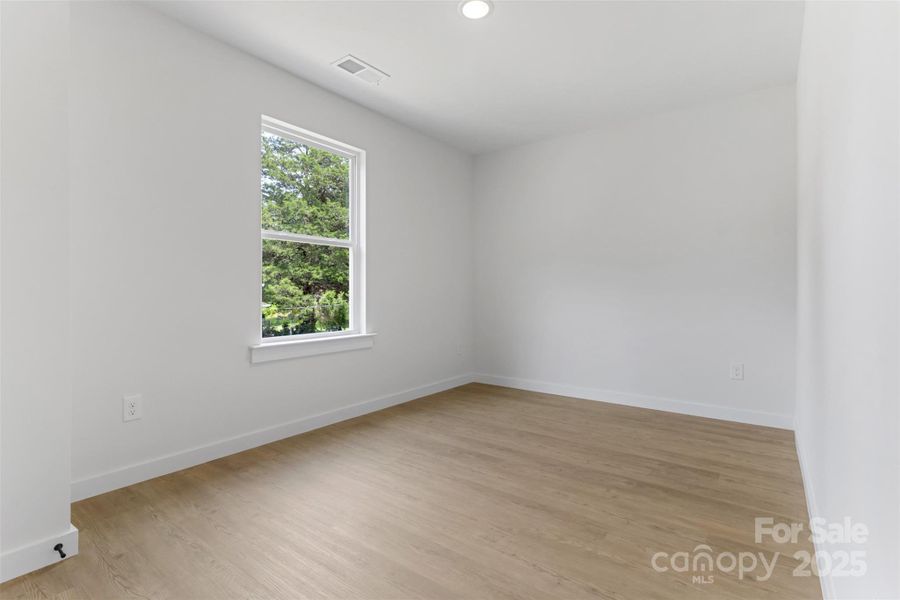Spacious, unfurnished interior of a new home in , Hickory (Image 16).