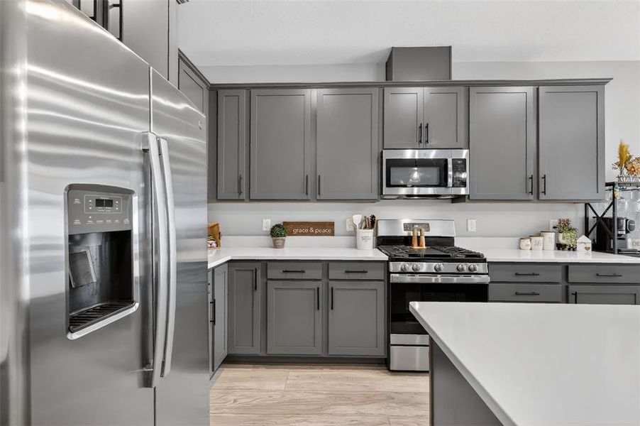 Furnished interior view inside a new home in Seasons at Spring Creek, Okahumpka (Image 13). Furnished interior view inside a new home in Seasons at Spring Creek, Okahumpka (Image 13).