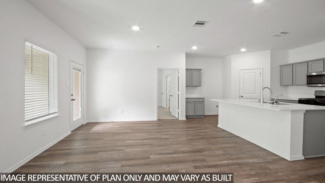 Image 16 of a home in Grand Pines. Image 16 of a home in Grand Pines.