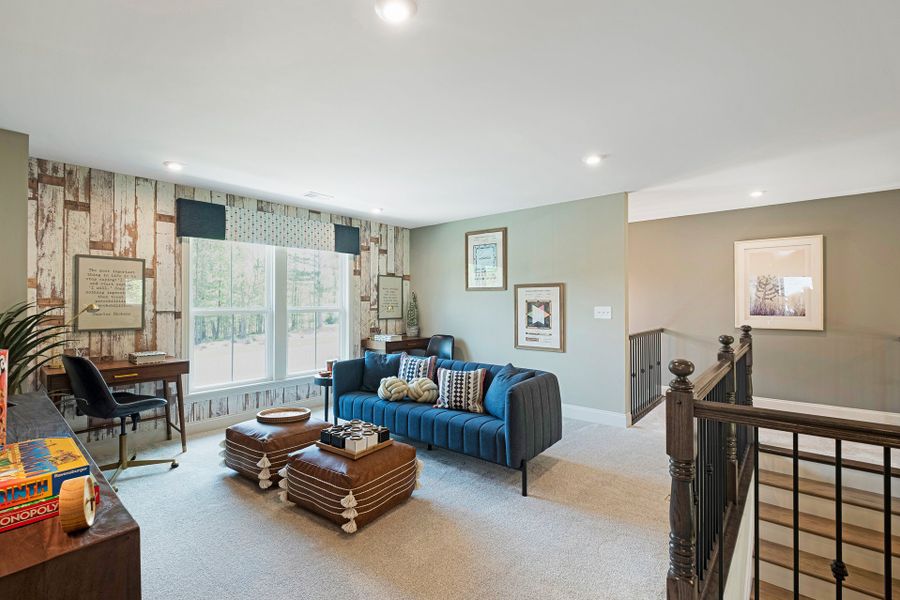 Furnished interior view inside a new home in Twin Lakes, Hoschton (Image 5).