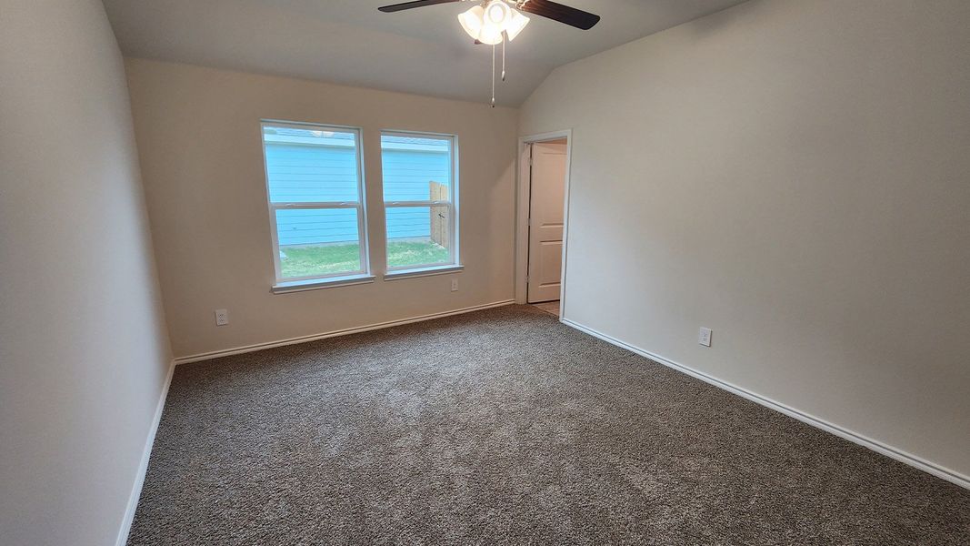 Spacious, unfurnished interior of a new home in Waverly Estates, Josephine (Image 5).