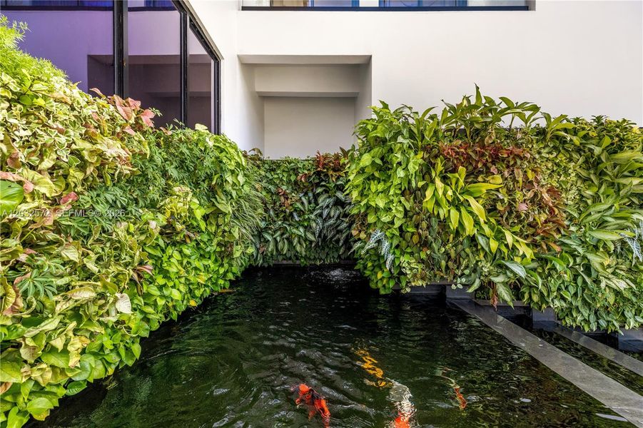 Photo 7 Photo 7