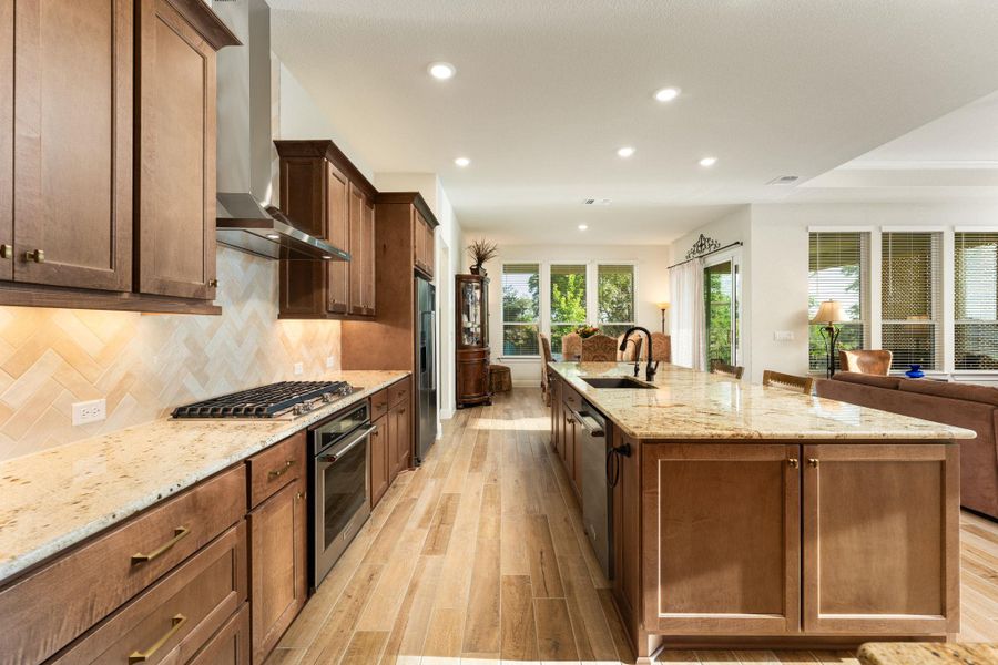 Notice the gorgeous, upgraded Vicinity Honey 6x36 tile flooring! Notice the gorgeous, upgraded Vicinity Honey 6x36 tile flooring!