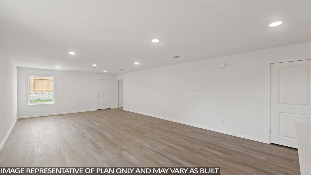 Spacious, unfurnished interior of a new home in Lexington Heights, Willis (Image 16).