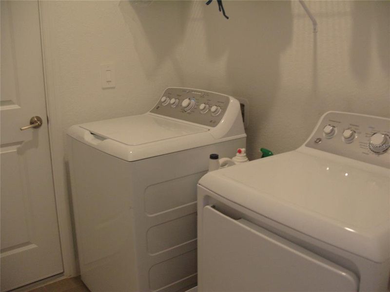 Close-up of interior finishes inside a home in , Port Charlotte (Image 23).