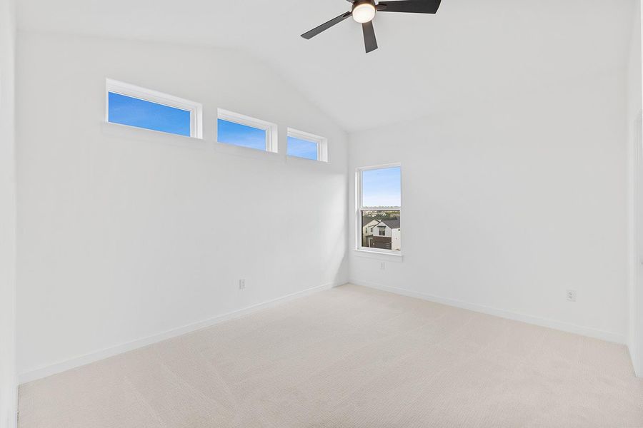 Spacious, unfurnished interior of a new home in Rough Hollow The District, Lakeway (Image 15). Spacious, unfurnished interior of a new home in Rough Hollow The District, Lakeway (Image 15).