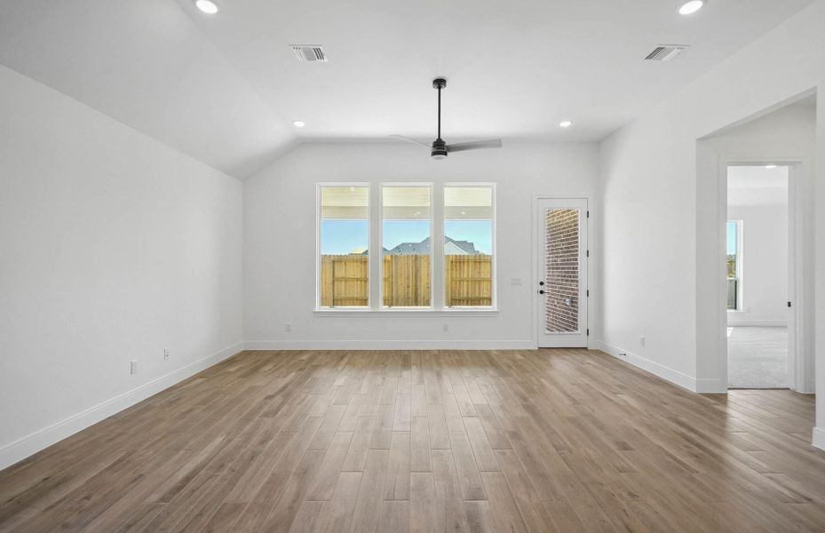 Image 23 of a home in Valencia. Image 23 of a home in Valencia.