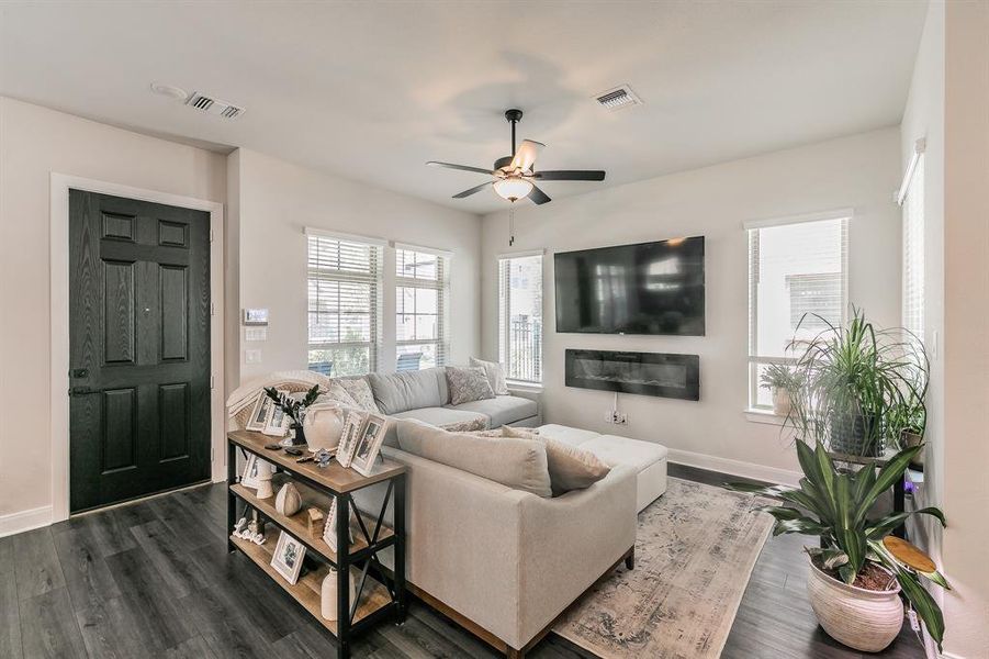 Furnished interior view inside a new home in , Arlington (Image 34).