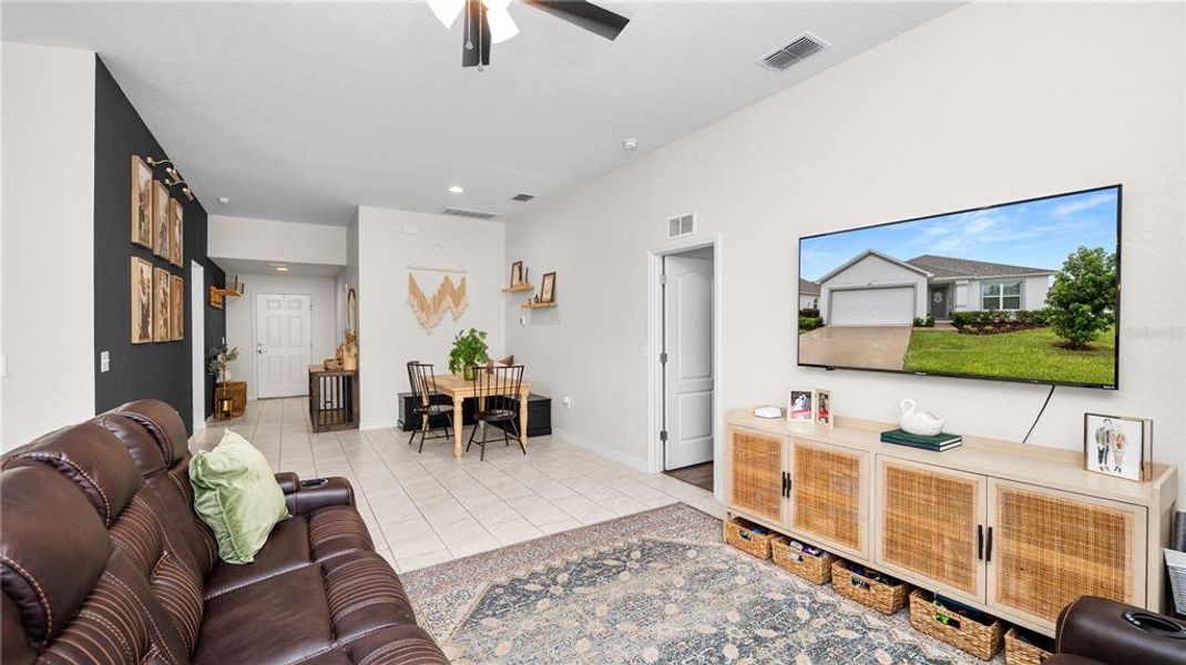Furnished interior view inside a new home in Gresham Farms Village, Lakeland (Image 30). Furnished interior view inside a new home in Gresham Farms Village, Lakeland (Image 30).