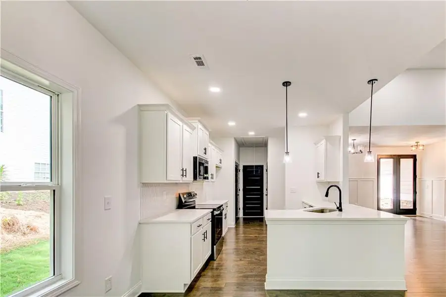 Furnished interior view inside a new home in , Villa Rica (Image 5).